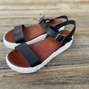 MIA WOMENS SANDALS 7.5